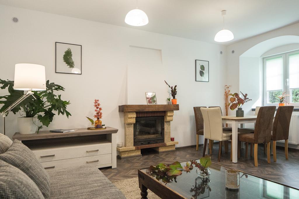 Apartment Schiller 3 Brasov Ngoại thất bức ảnh